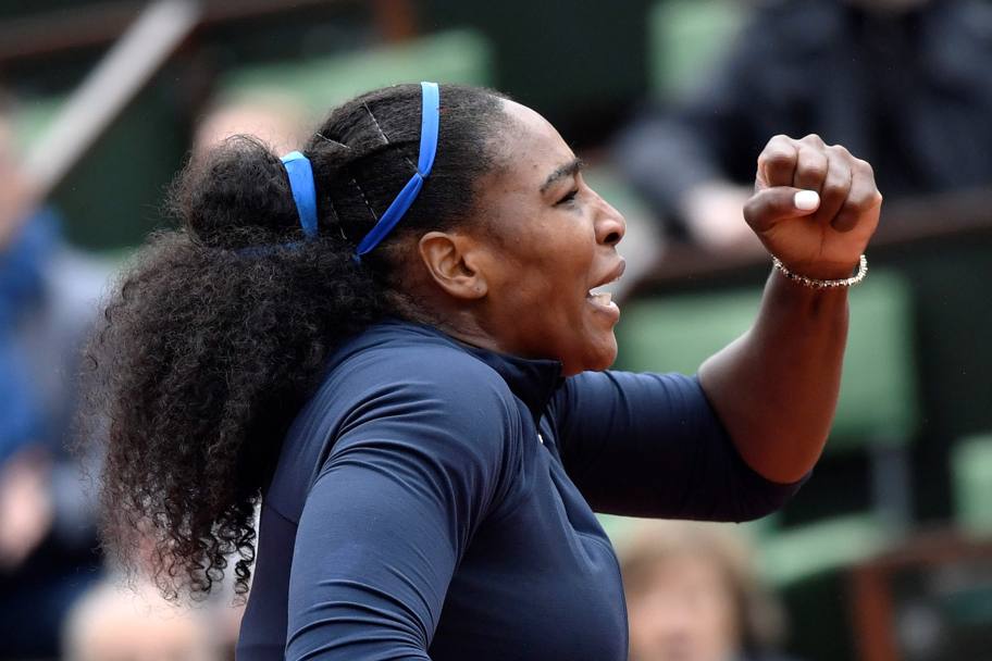 Serena Williams esulta:  in finale al Roland Garros. (Afp)